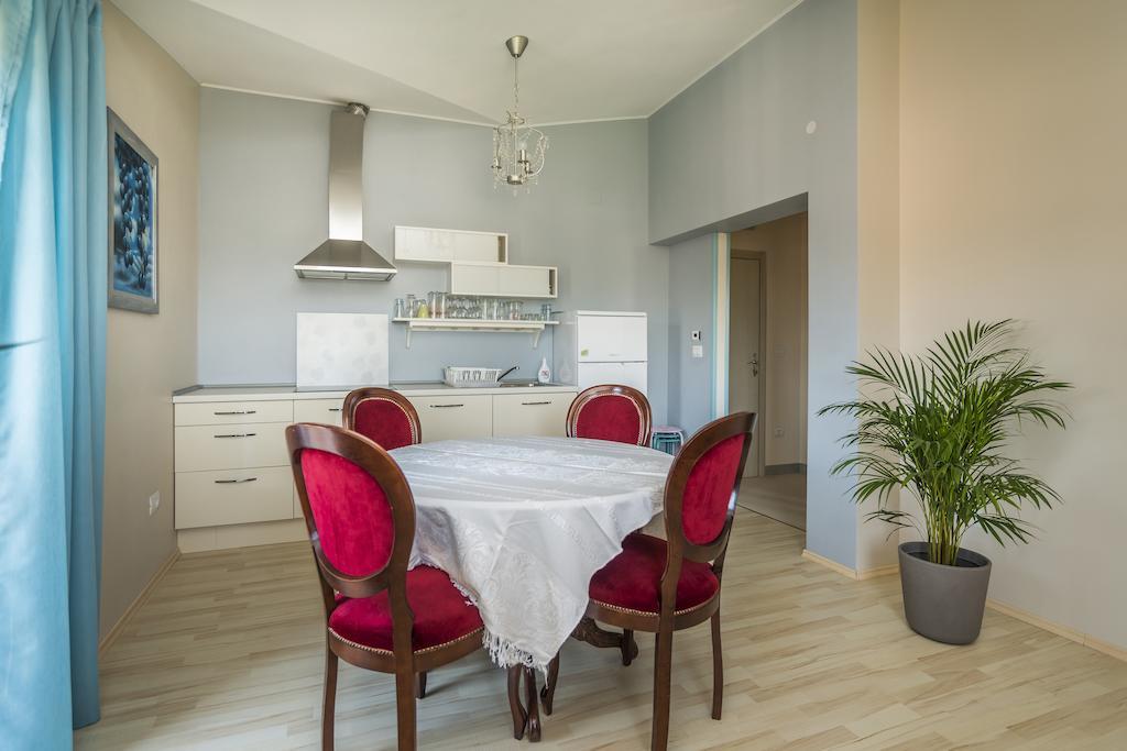 Apartments & Rooms Buoni Amici Murine Rum bild