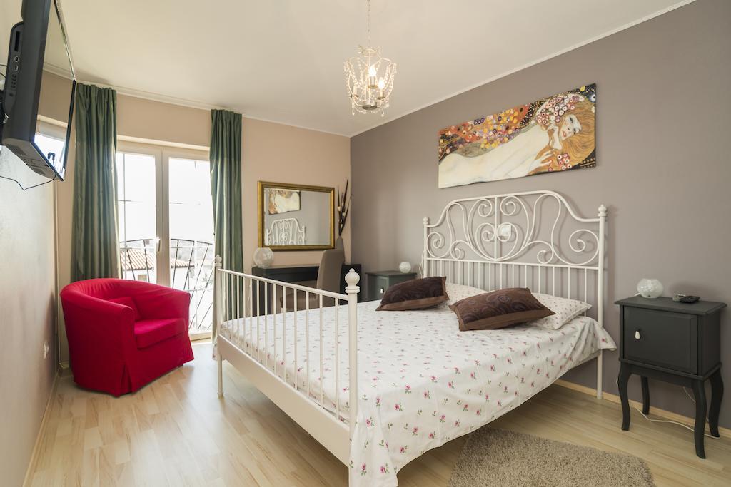 Apartments & Rooms Buoni Amici Murine Rum bild