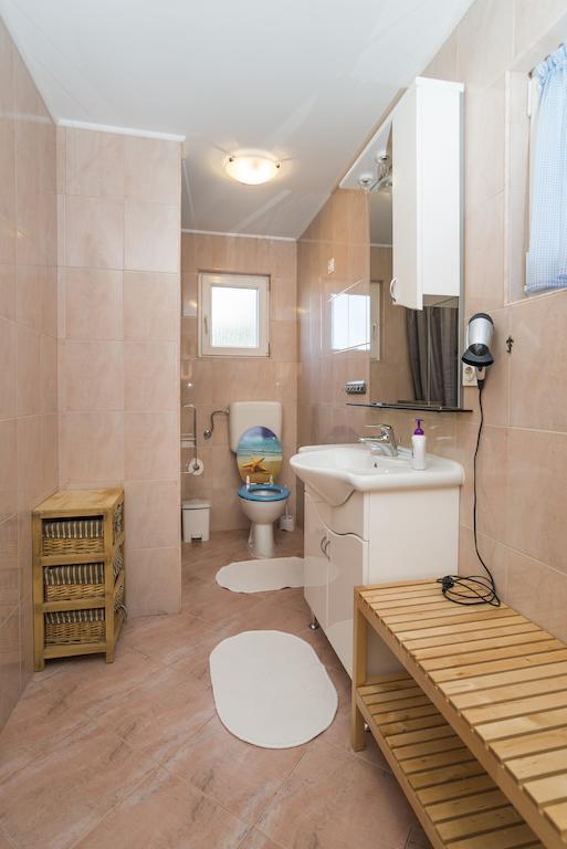 Apartments & Rooms Buoni Amici Murine Rum bild