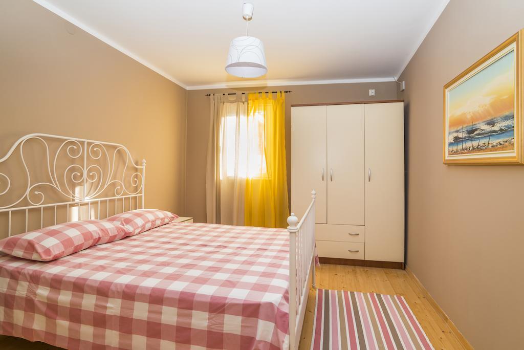 Apartments & Rooms Buoni Amici Murine Rum bild