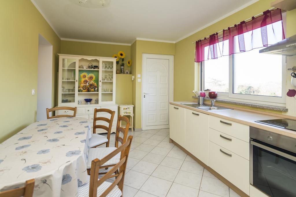 Apartments & Rooms Buoni Amici Murine Rum bild
